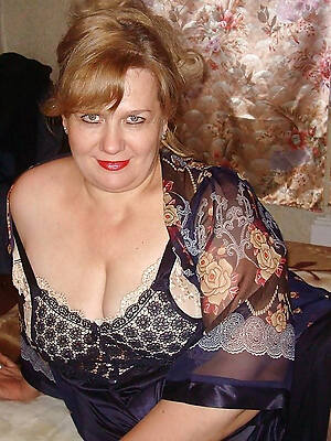 Sexy mature pictures