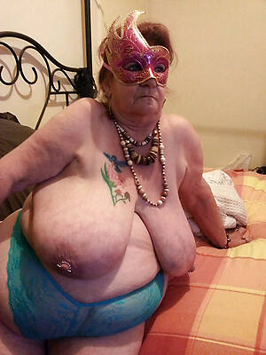 Porn pics of nude mature