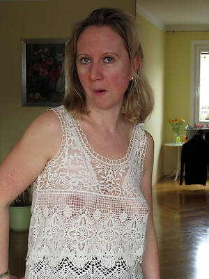 Mature porn pictures