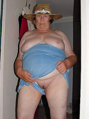 Matrue porn pictures