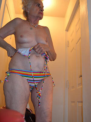 Matrue porn pictures