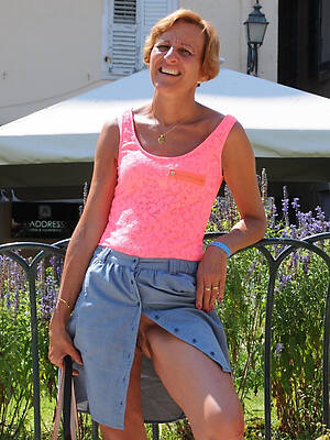 Mature porn pictures