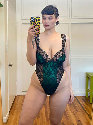 Mature porn pics