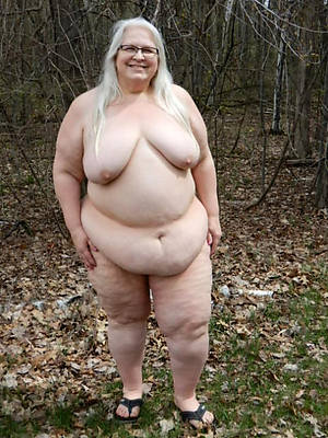 Naked mature porn photos