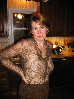 Free mature nude pic