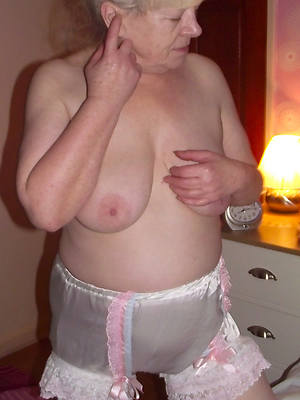 Beautiful mature porn pic