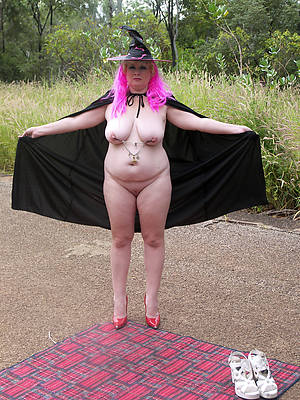 Amateur mature porn gallery