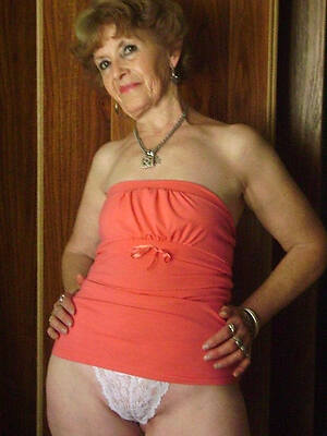 Mature hot pic