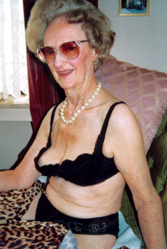 Granny Free Mature Porn